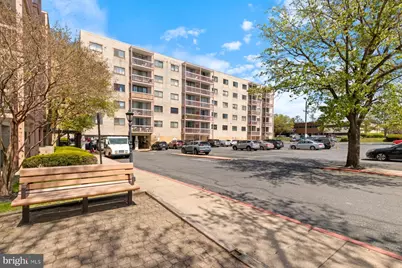 130 Slade Avenue #319, Pikesville, MD 21208 - Photo 1