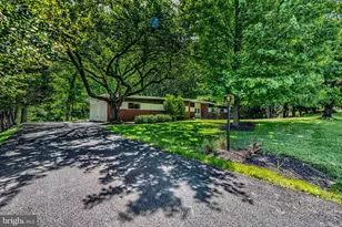 113 Swanhill Ct, Pikesville, MD 21208 - Photo 1