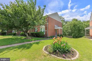 21 Wooden Ct, Pikesville, MD 21208 - Photo 1