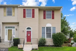 831 Joshua Tree Ct, Owings Mills, MD 21117 - Photo 1