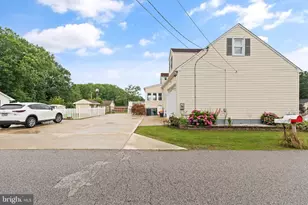 6900 Harewood Park Dr, Baltimore, MD 21220 - Photo 1