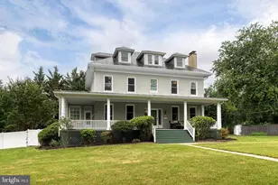 325 N Beaumont Ave, Catonsville, MD 21228 - Photo 1