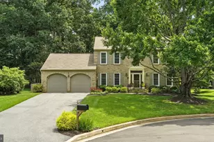 7 5 Oaks Ct, Owings Mills, MD 21117 - Photo 1