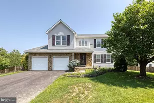 16 Perry Ridge Ct, Baltimore, MD 21237 - Photo 1