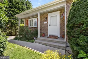 1429 Adamsview Rd, Baltimore, MD 21228 - Photo 1