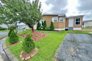 2 Raspberry Ct, Middle River, MD 21220 - Photo 1