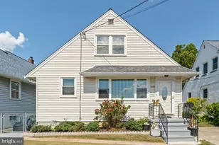 1256 Locust Ave, Baltimore, MD 21227 - Photo 1