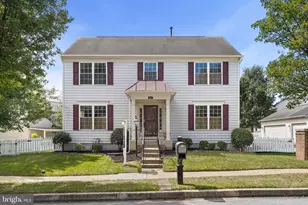 105 Seamaster Rd, Essex, MD 21221 - Photo 1