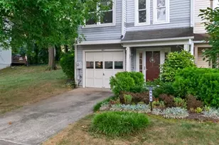 941 Oakmoor Dr, Baltimore, MD 21227 - Photo 1