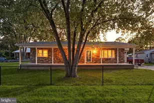 1405 Sussex Rd, Essex, MD 21221 - Photo 1