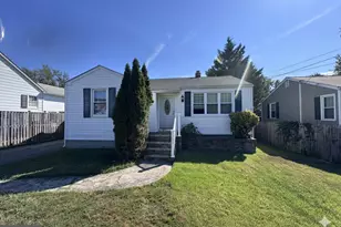 1705 Summit Ave, Baltimore, MD 21227 - Photo 1