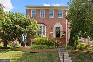 11 Aliceview Ct, Lutherville Timonium, MD 21093 - Photo 1