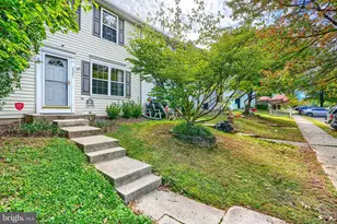 2321 Bluegrass Heights Ct, Rosedale, MD 21237 - Photo 1