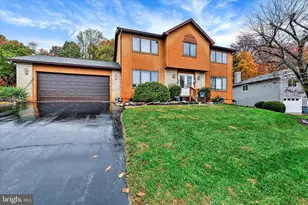 14 Oak Hill Ct, Owings Mills, MD 21117 - Photo 1