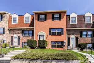 18 Clinton Hill Ct, Baltimore, MD 21228 - Photo 1
