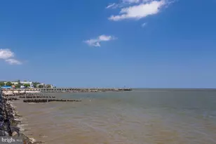 9638 Ridge View Dr, Owings, MD 20736 - Photo 1