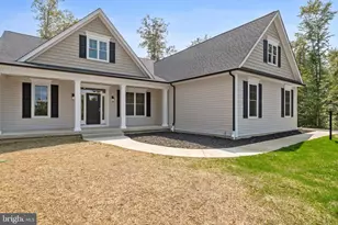 15992 Brackenburn Ct Ct, Hughesville, MD 20637 - Photo 1