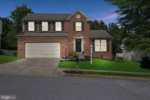 909 Kingsbridge Terrace, Mount Airy, MD 21771 - Photo 1