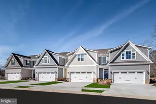 5266 Helton Dr, Sykesville, MD 21784 - Photo 1