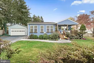 212 E K St, Brunswick, MD 21716 - Photo 1