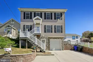 303 W B St, Brunswick, MD 21716 - Photo 1