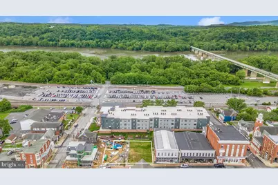 6 W Potomac Street, Brunswick, MD 21716 - Photo 1