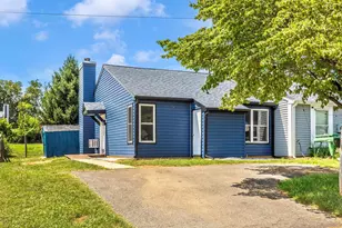 823 Chadwick Cir, Frederick, MD 21701 - Photo 1