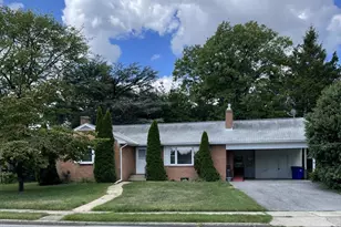 901 Pine Ave, Frederick, MD 21701 - Photo 1