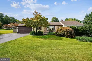 11129 Mountain View Ln, Ijamsville, MD 21754 - Photo 1