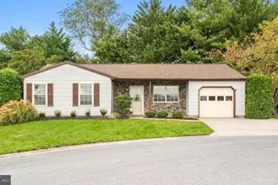 5653 Sandy Ct, Frederick, MD 21703 - Photo 1