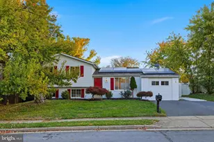 1816 Rocky Glen Dr, Frederick, MD 21702 - Photo 2