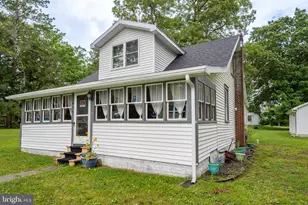 416 Shenandoah Ave, Oakland, MD 21550 - Photo 1