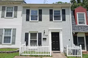 929 Topview Dr, Edgewood, MD 21040 - Photo 1