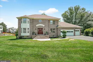 10199 Maxine St, Ellicott City, MD 21042 - Photo 1