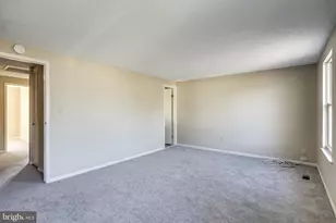 8000 Green Tree Ct, Elkridge, MD 21075 - Photo 1