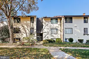 10071 Windstream Dr, Columbia, MD 21044 - Photo 1