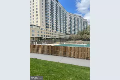 10401 Grosvenor Place #1, Rockville, MD 20852 - Photo 1