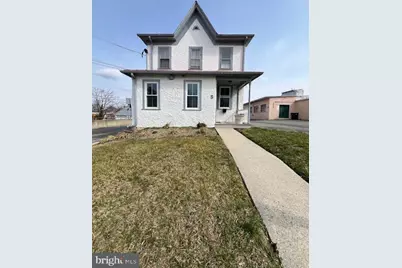 200 E Diamond Avenue #5, Gaithersburg, MD 20877 - Photo 1