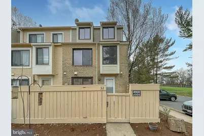 32 Welbeck Court, Montgomery Village, MD 20886 - Photo 1