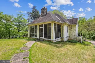 7902 Woodrow Pl, Cabin John, MD 20818 - Photo 1