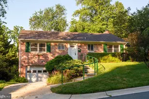 6502 Brookes Hill Ct, Bethesda, MD 20816 - Photo 1