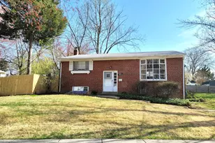 5104 Brentford Dr, Rockville, MD 20852 - Photo 1