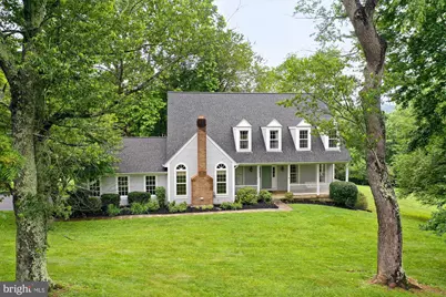 22217 Creekview Drive, Gaithersburg, MD 20882 - Photo 1