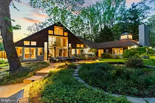 8901 Potomac Station Ln, Potomac, MD 20854 - Photo 1