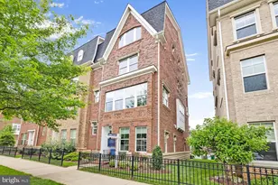 519 Crown Park Ave, Gaithersburg, MD 20878 - Photo 1