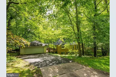 9411 Garden Court, Potomac, MD 20854 - Photo 1