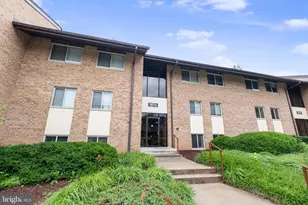 18714 Walkers Choice Rd, Gaithersburg, MD 20886 - Photo 1