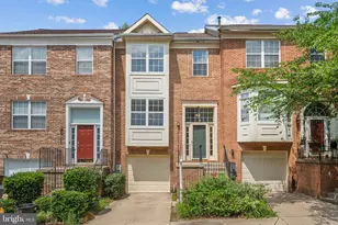 18503 Carriage Walk Cir, Gaithersburg, MD 20879 - Photo 1