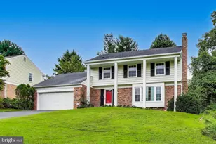 8709 Sleepy Hollow Ln, Potomac, MD 20854 - Photo 1