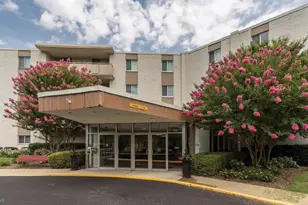 7501 Democracy Blvd, Bethesda, MD 20817 - Photo 1